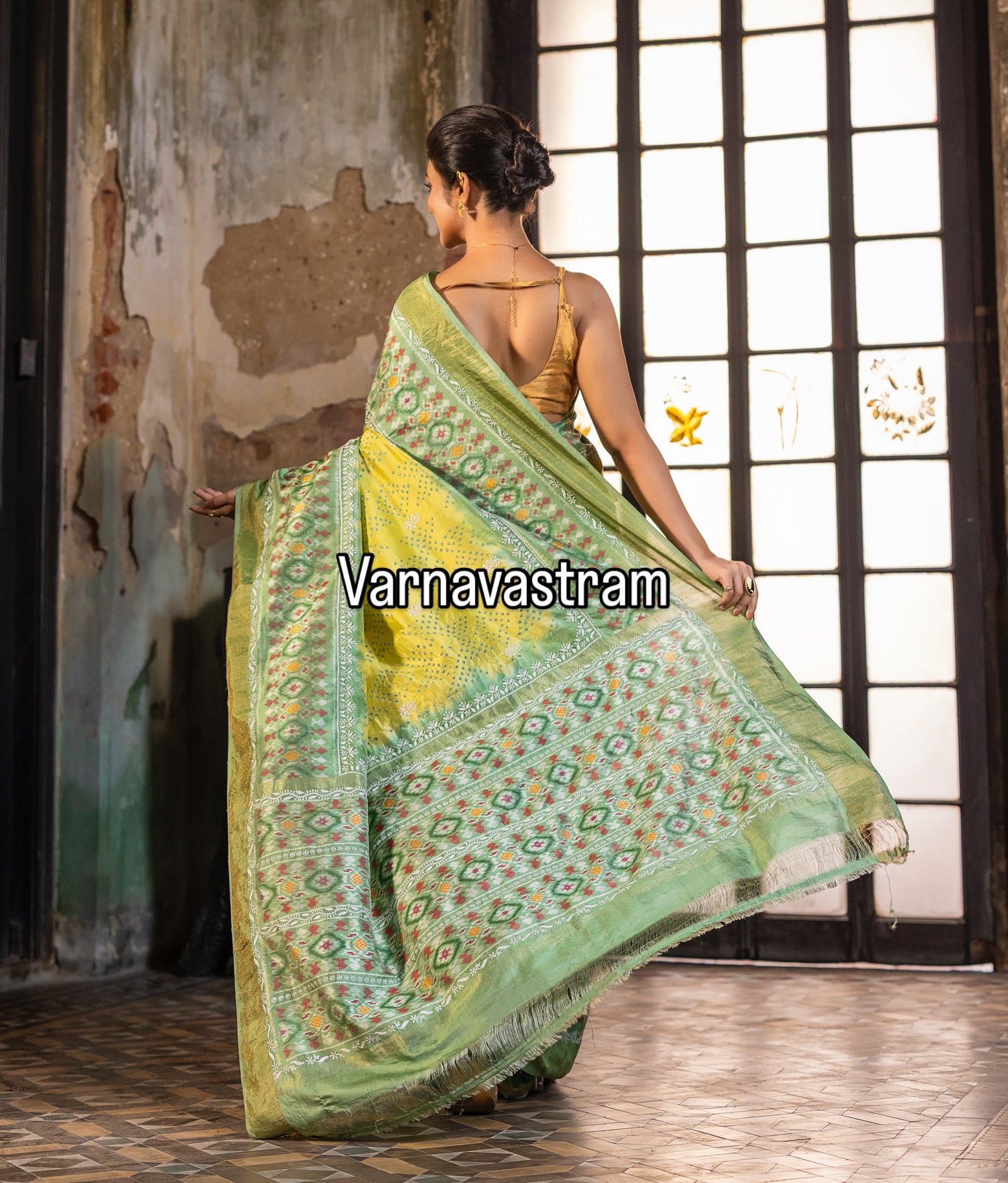 A mesmerising Bhandej inspired handwoven tie dyed ikkat silk SAREE with Bhandej inspired tie dyed patola ikkat weave