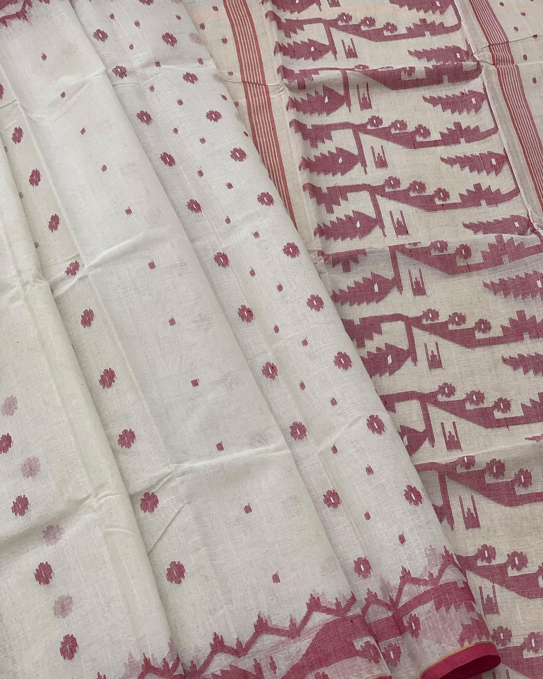 Dhakai Tant Weave Cotton Jamdani Saree