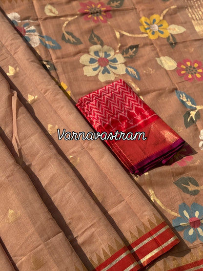 An elegant handspun ponduru Khadhi jamdani cotton saree in kaaki shade with red tissue Zari