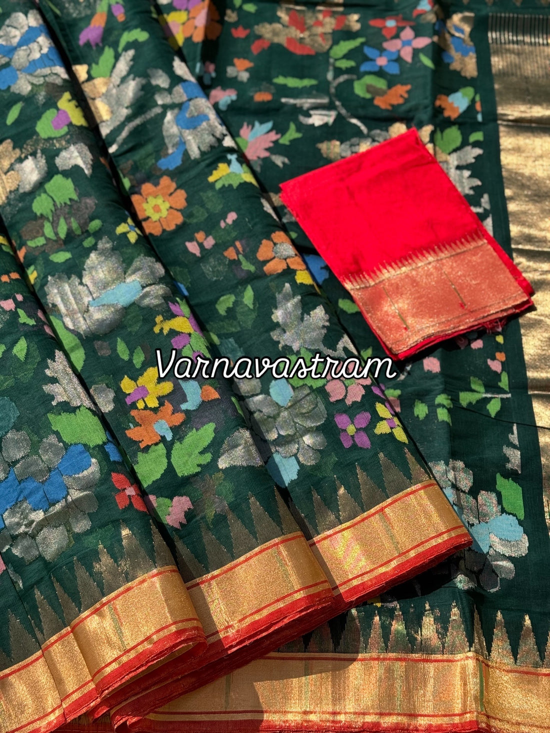 Full jaal weave ponduru Khadhi jamdani saree in peacock green
