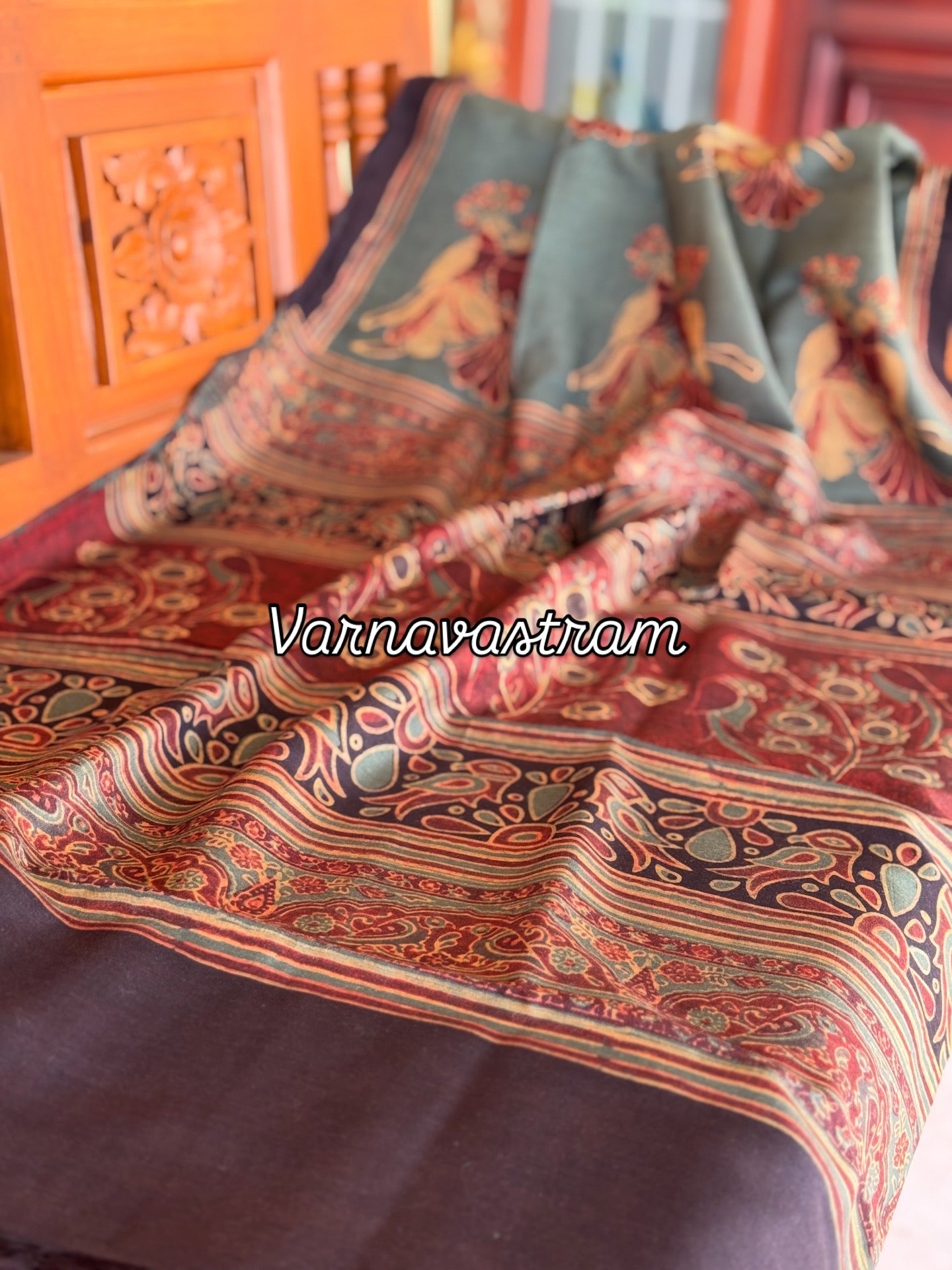 NATURAL DYED / VEGETABLE DYED HANDBLOCK PRINTS AJRAKH SILK DUPPATTA