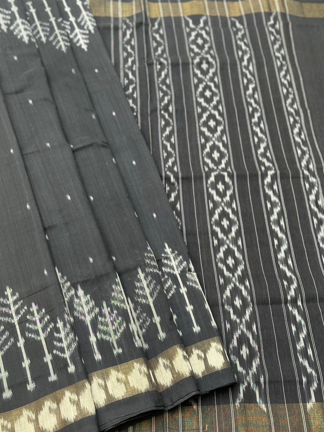 Black zari border handwoven weft single ikkat cotton saree