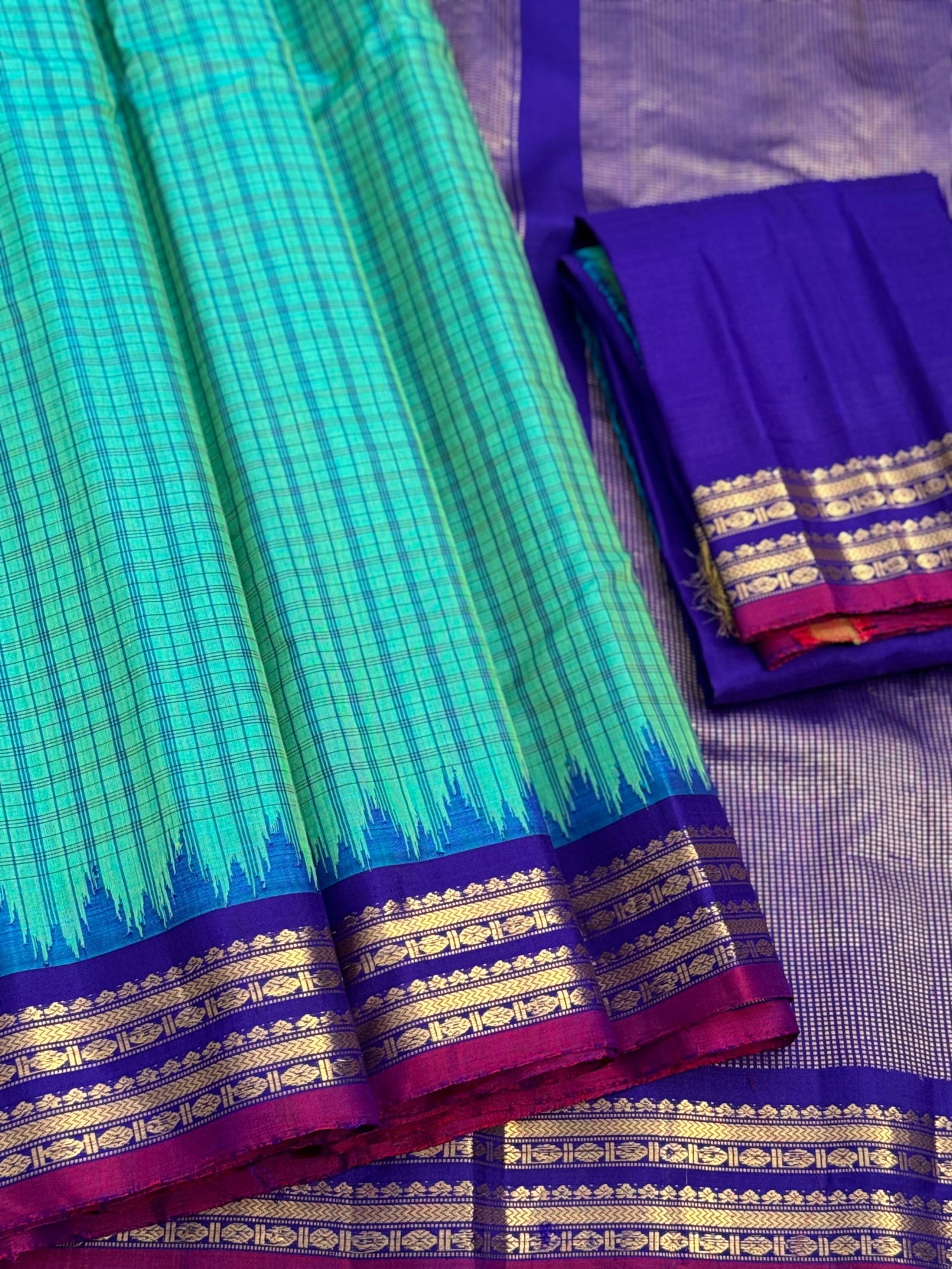 Handwoven gadwal silk cotton saree