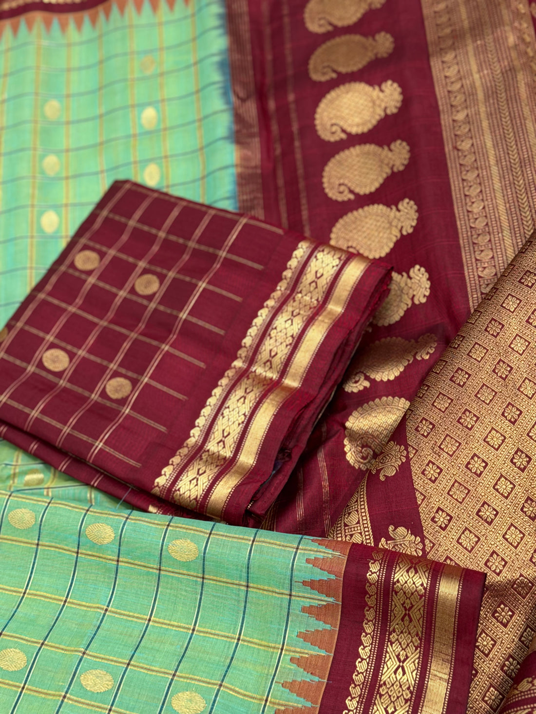 Handwoven kuttu Gadwal linen by silk saree