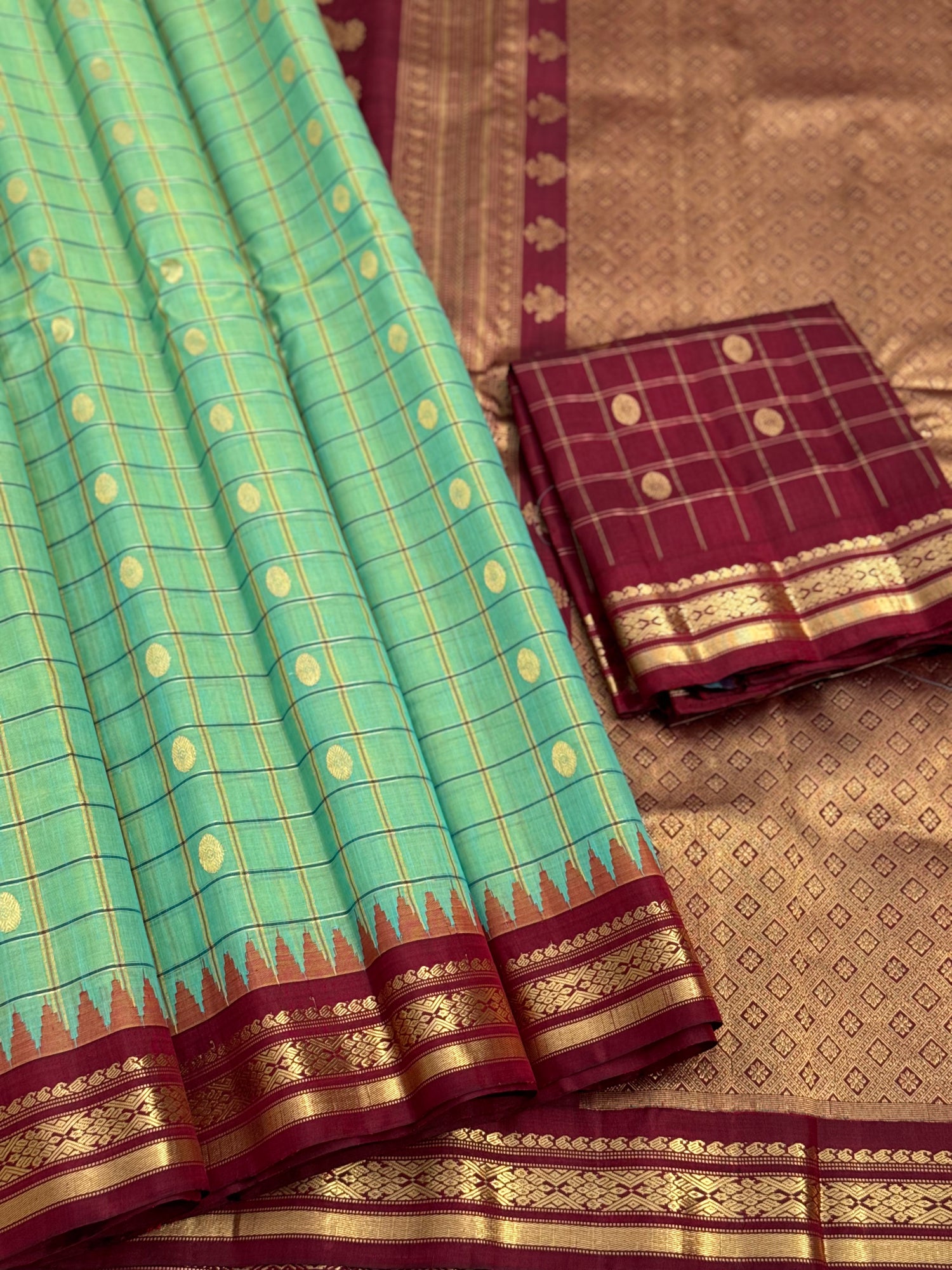 Handwoven kuttu Gadwal linen by silk saree