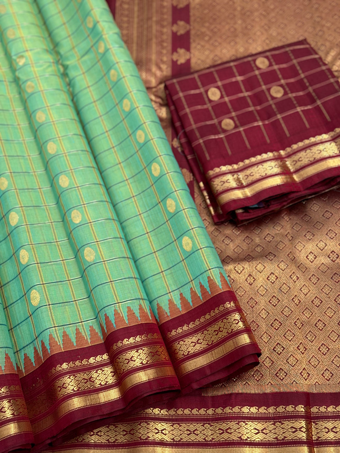 Handwoven kuttu Gadwal linen by silk saree