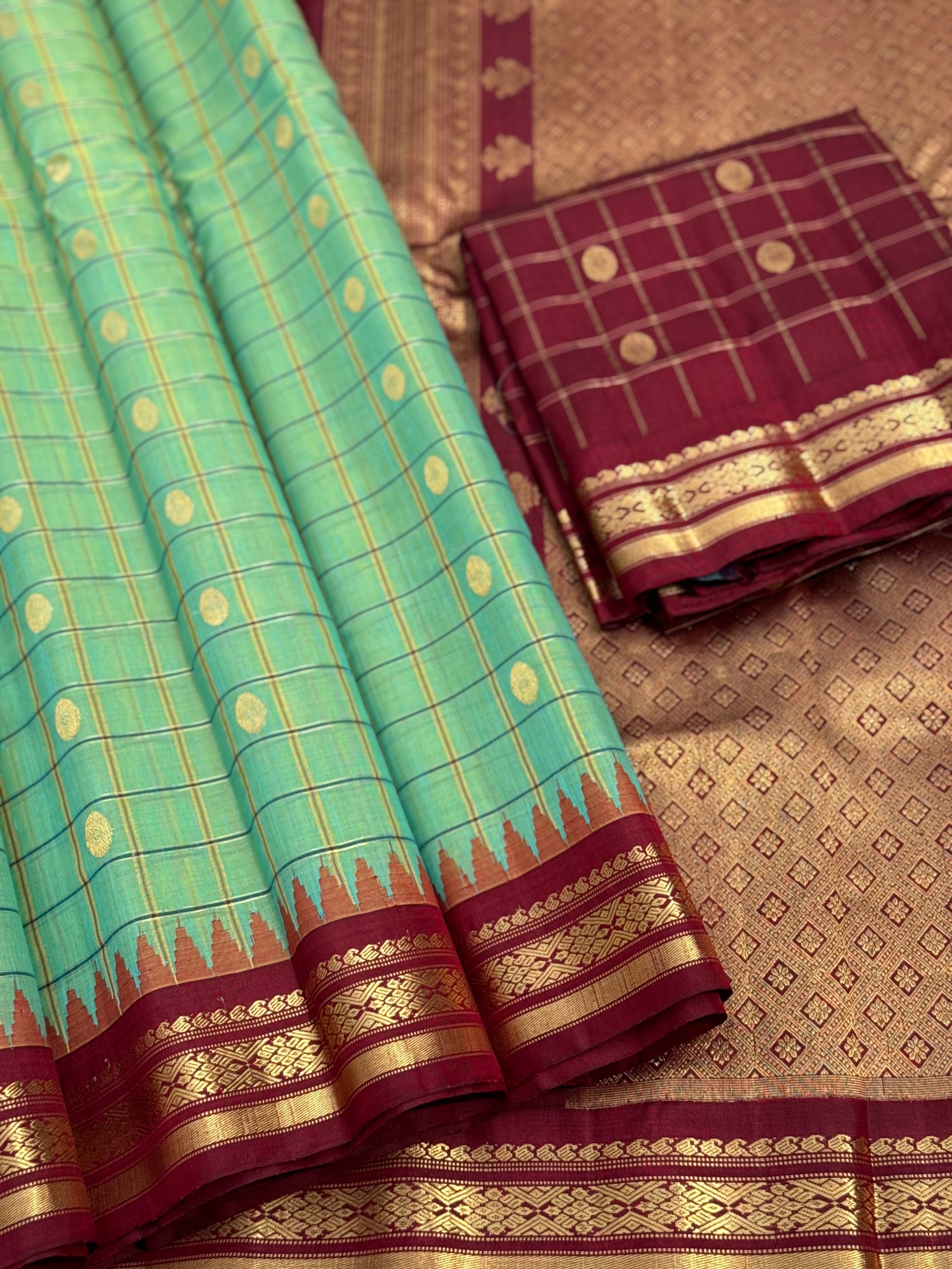 Handwoven kuttu Gadwal linen by silk saree