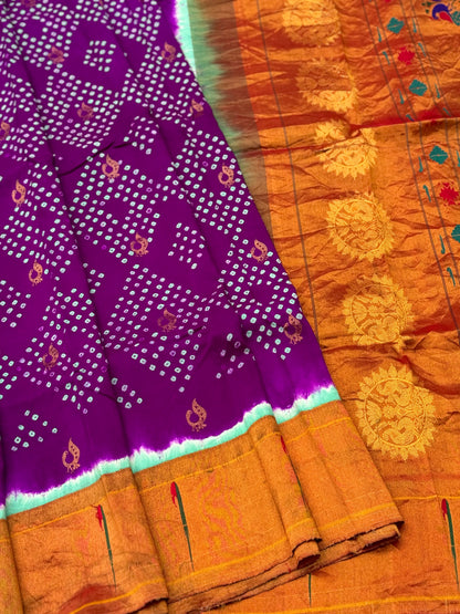 Purple with seagreen Paithani Silk With Bandhej Tie And Dye Muniya Border Saree