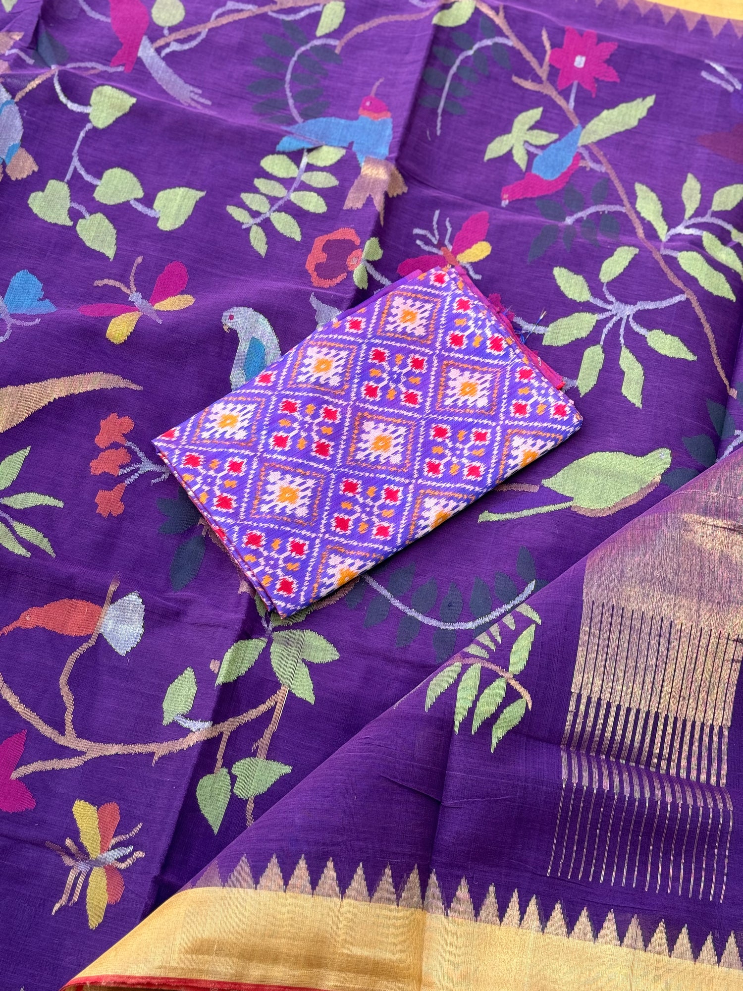 Purple shade Ponduru Khadhi cotton jamdani SAREE