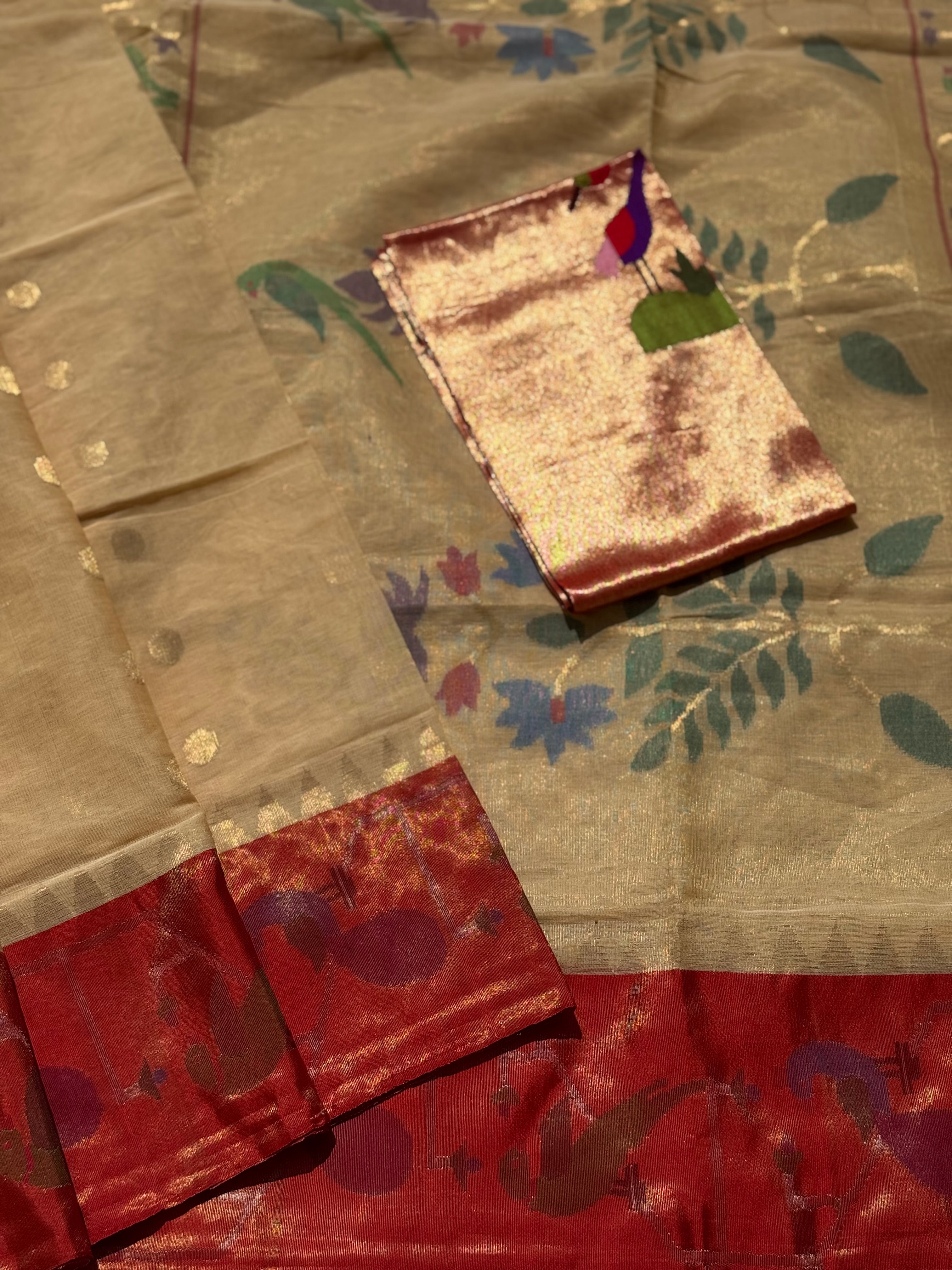 A Designer Exclusive Jaal Weave Ponduru Khadhi Jamdani with tissue Muniya paithani border with Peacock and Parrots