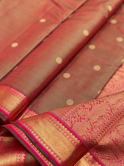 Vairaoosi Kanchivaram silk Saree in Maanthulir Shade