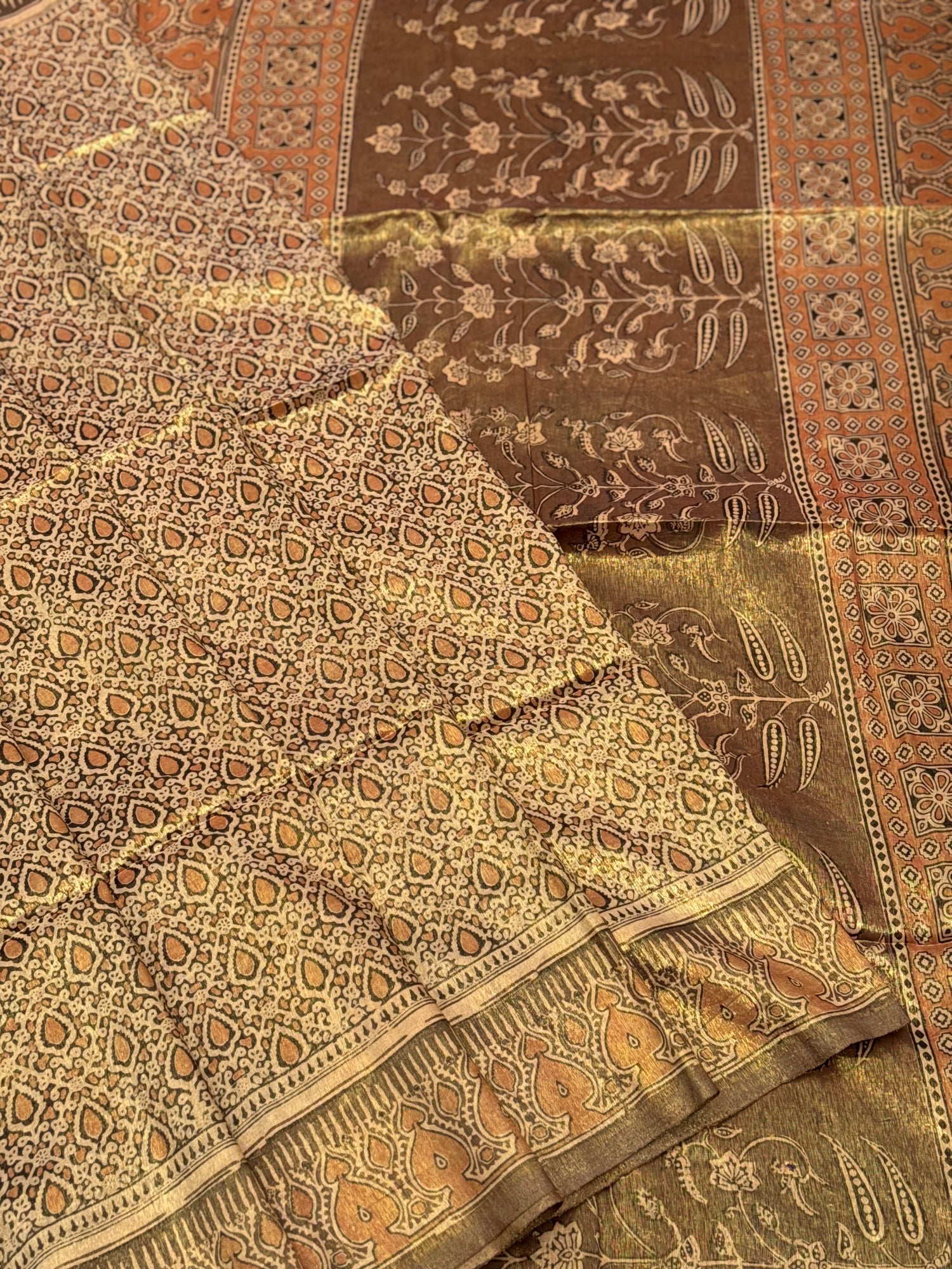 EYARKAI - NATURAL DYE KODALIKARUPPUR BLOCK PRINTS ON TISSUE ZARI GROUNDED COTTON SAREE