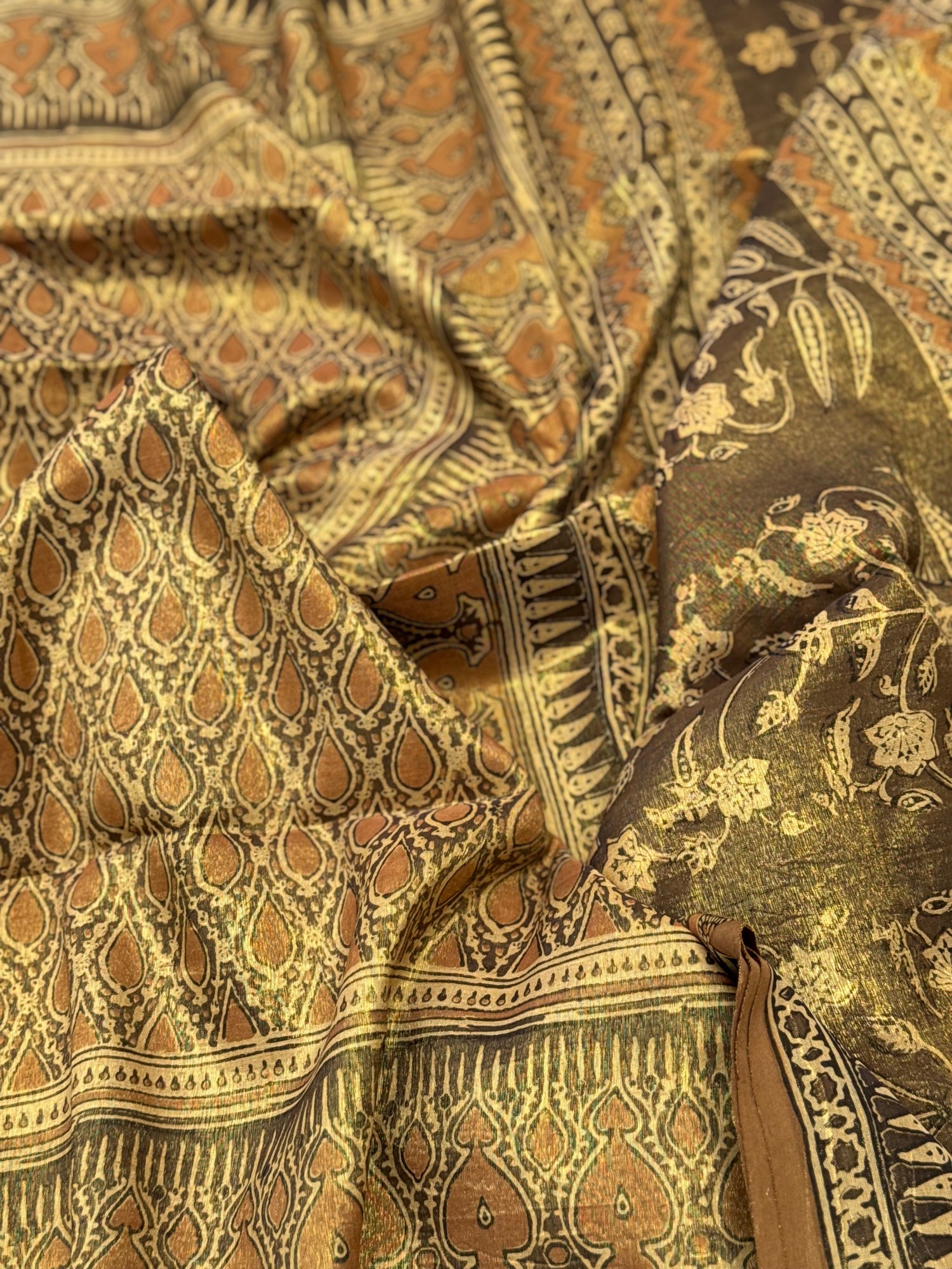 EYARKAI - NATURAL DYE KODALIKARUPPUR BLOCK PRINTS ON TISSUE ZARI GROUNDED COTTON SAREE