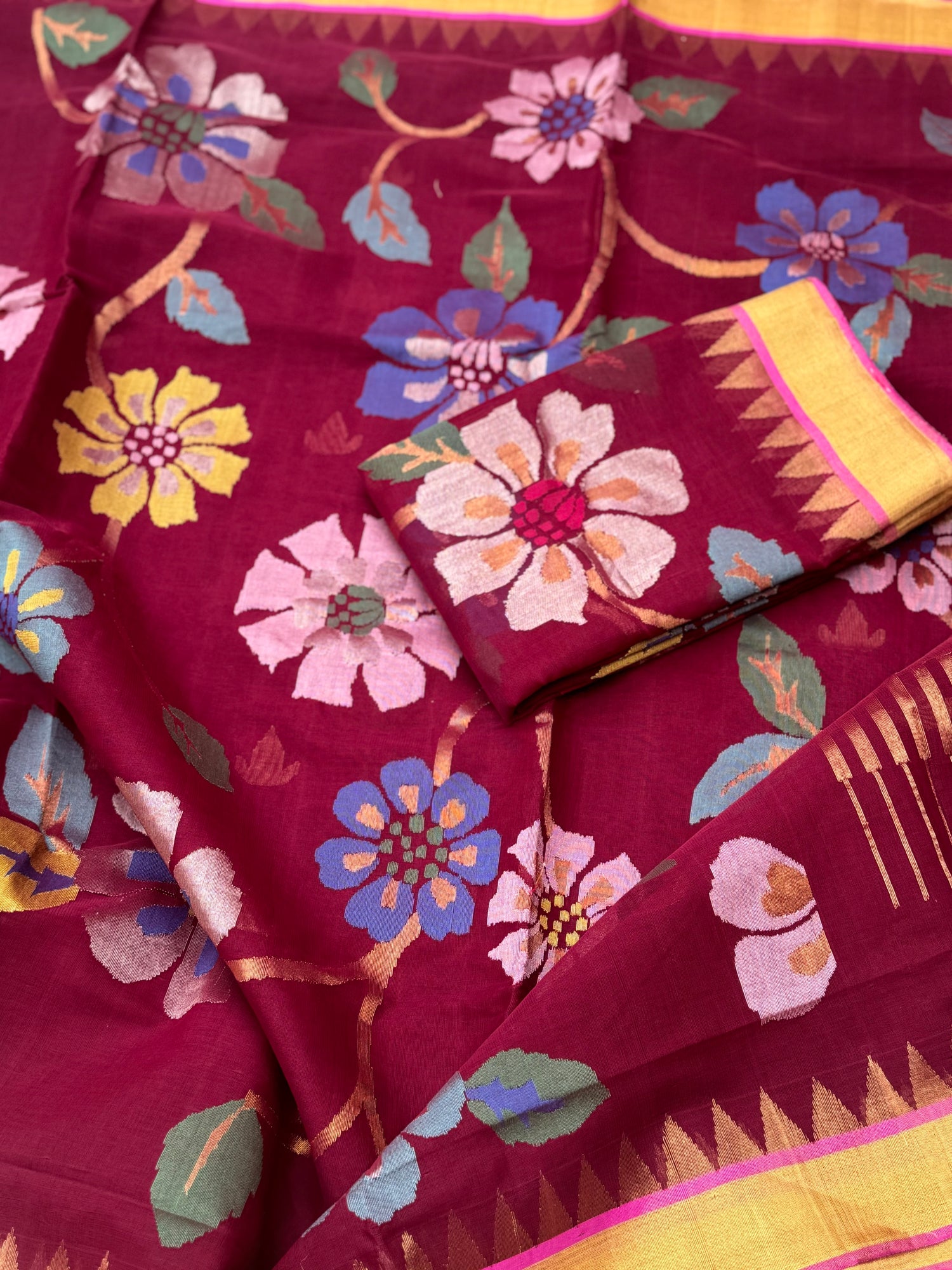 A gorgeous handspun ponduru khadhi jamdani cotton saree full jaal pallu and blouse
