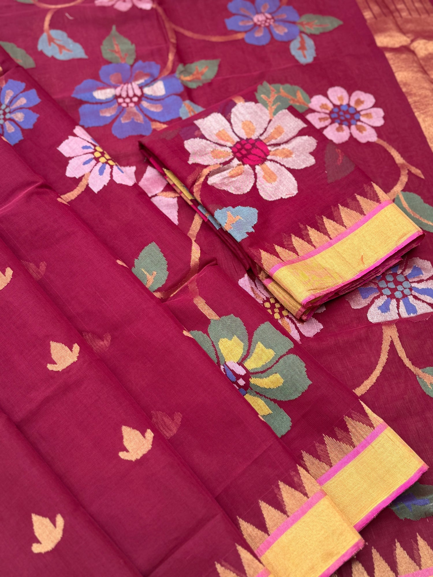 A gorgeous handspun ponduru khadhi jamdani cotton saree full jaal pallu and blouse