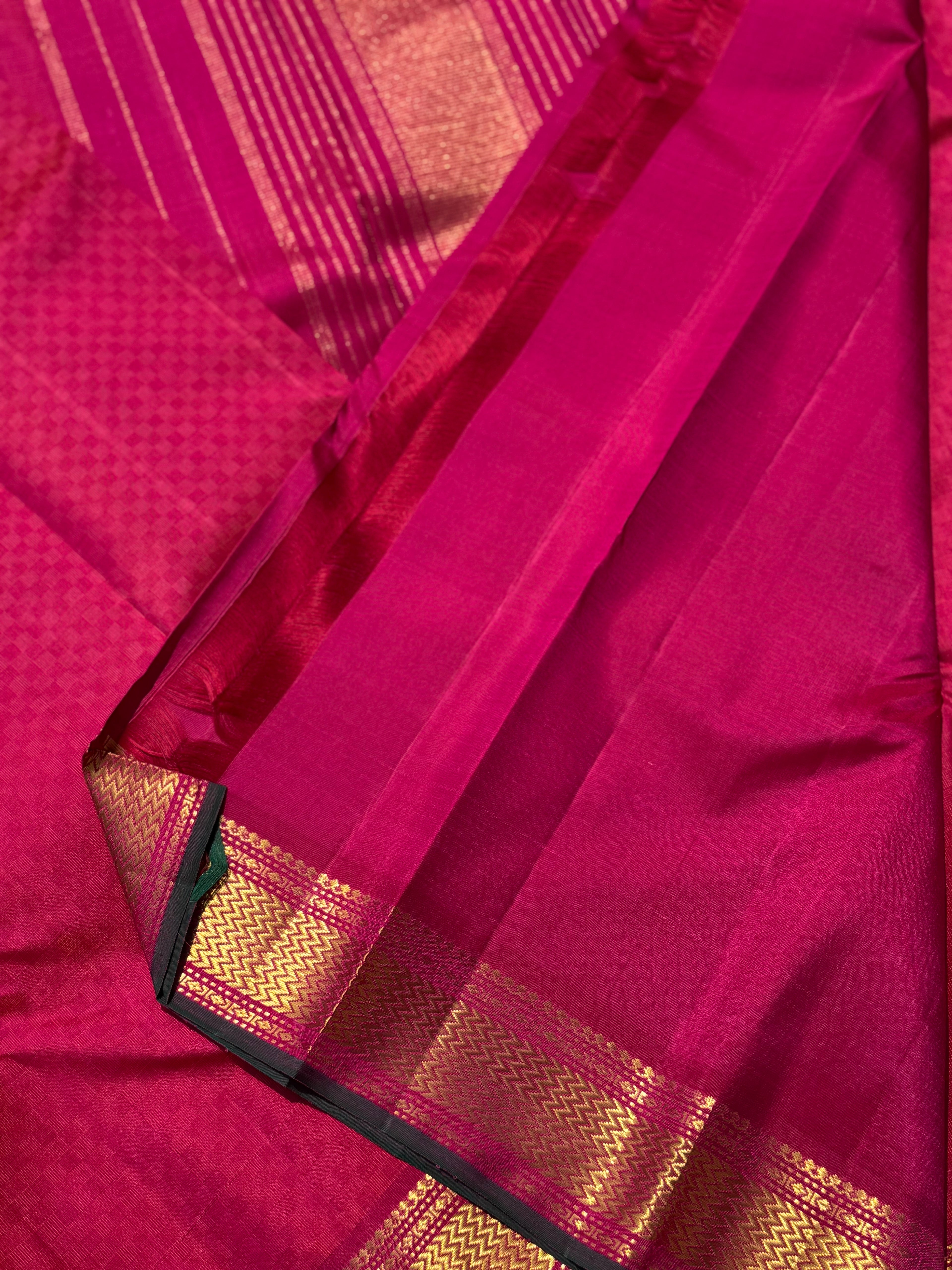 A masterpiece Paimadi kanchivaram silk saree with vanki zari border