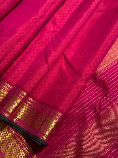A masterpiece Paimadi kanchivaram silk saree with vanki zari border