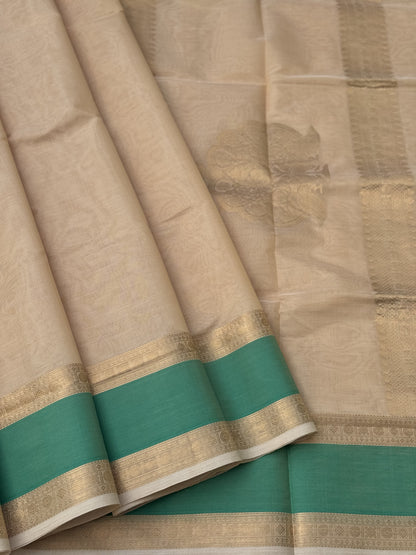 A gorgeous ivory gold shade handwoven Kanchi  silk cotton saree