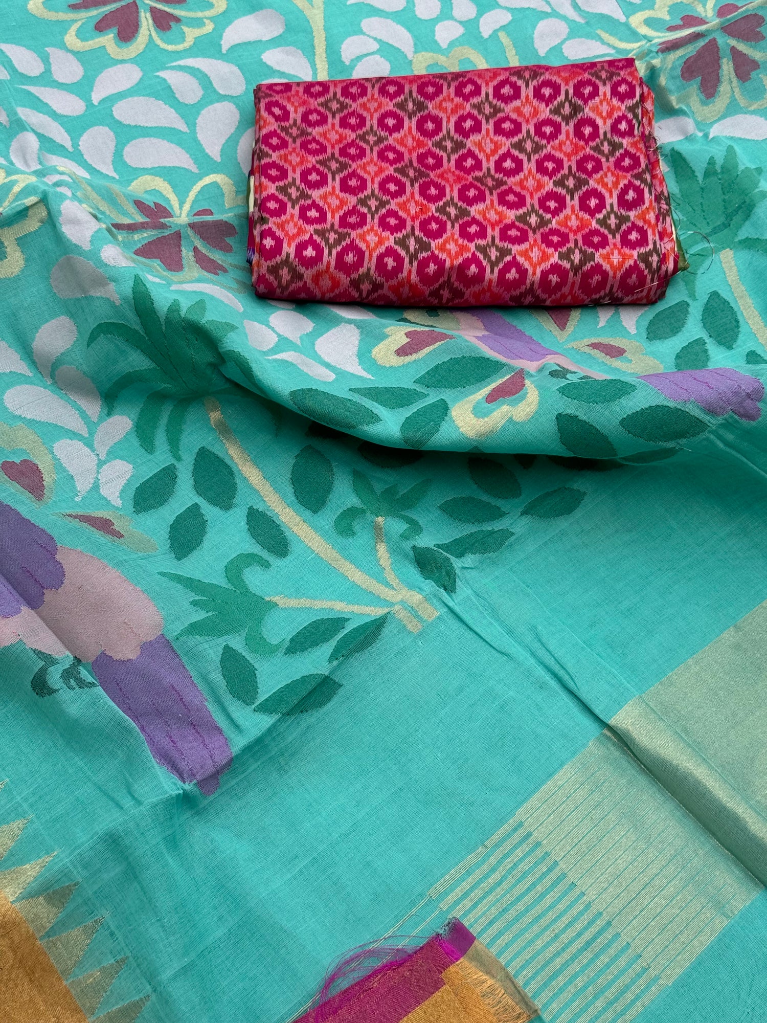 A gorgeous handspun ponduru Khadhi jamdani cotton saree