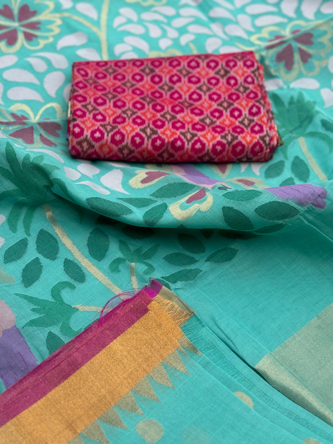 A gorgeous handspun ponduru Khadhi jamdani cotton saree