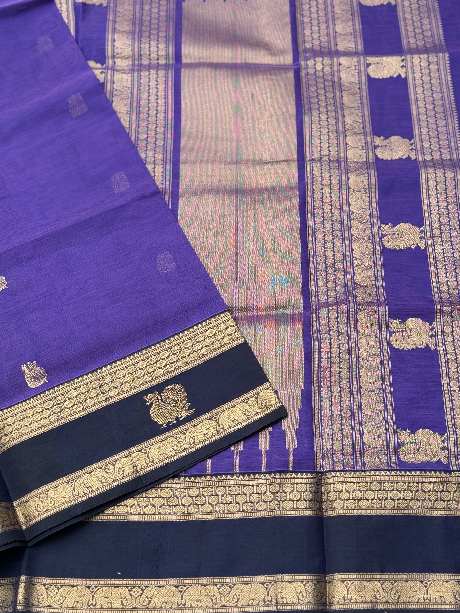 A gorgeous lavender shade handwoven Kanchi  silk cotton saree