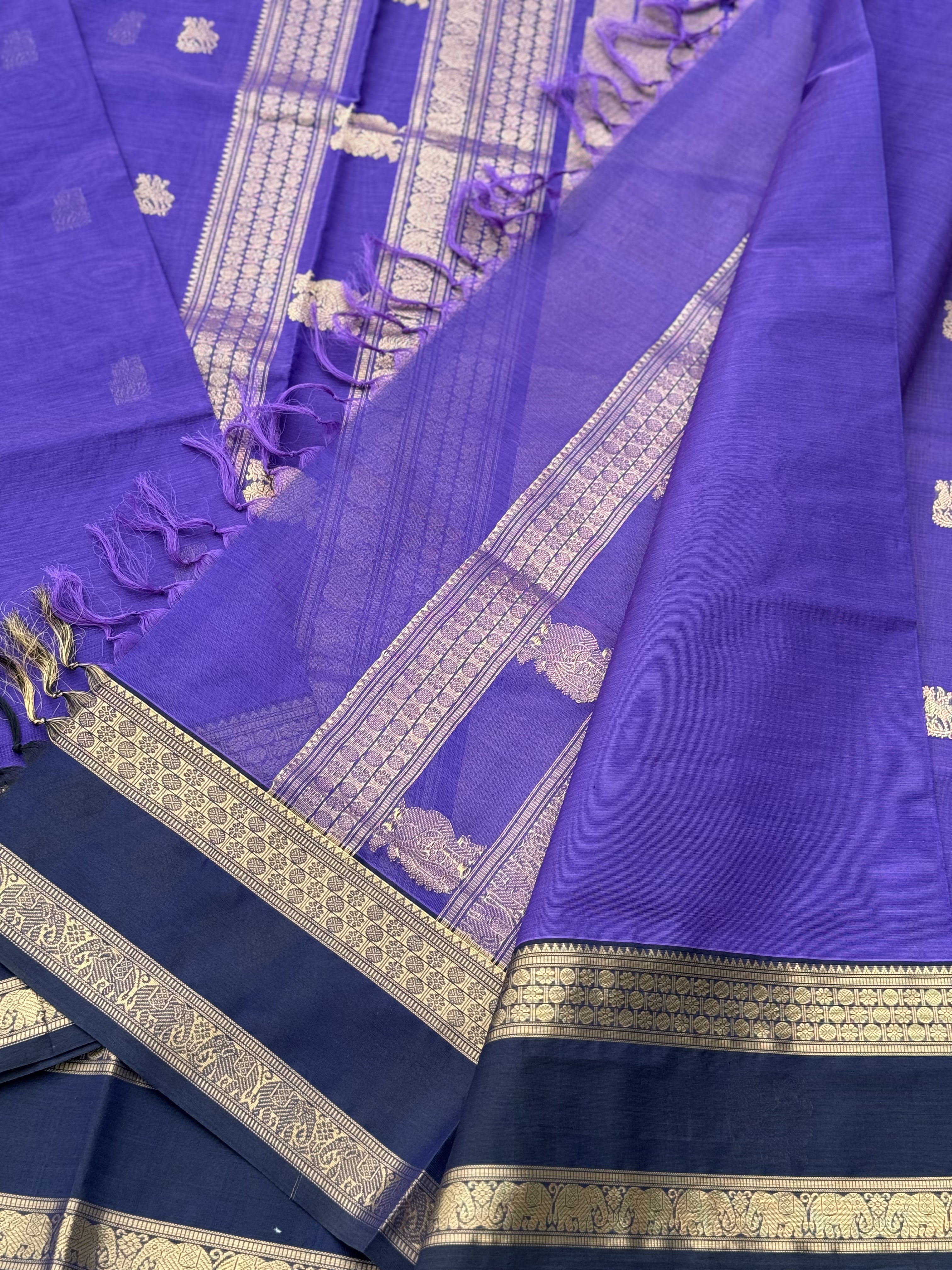 A gorgeous lavender shade handwoven Kanchi  silk cotton saree