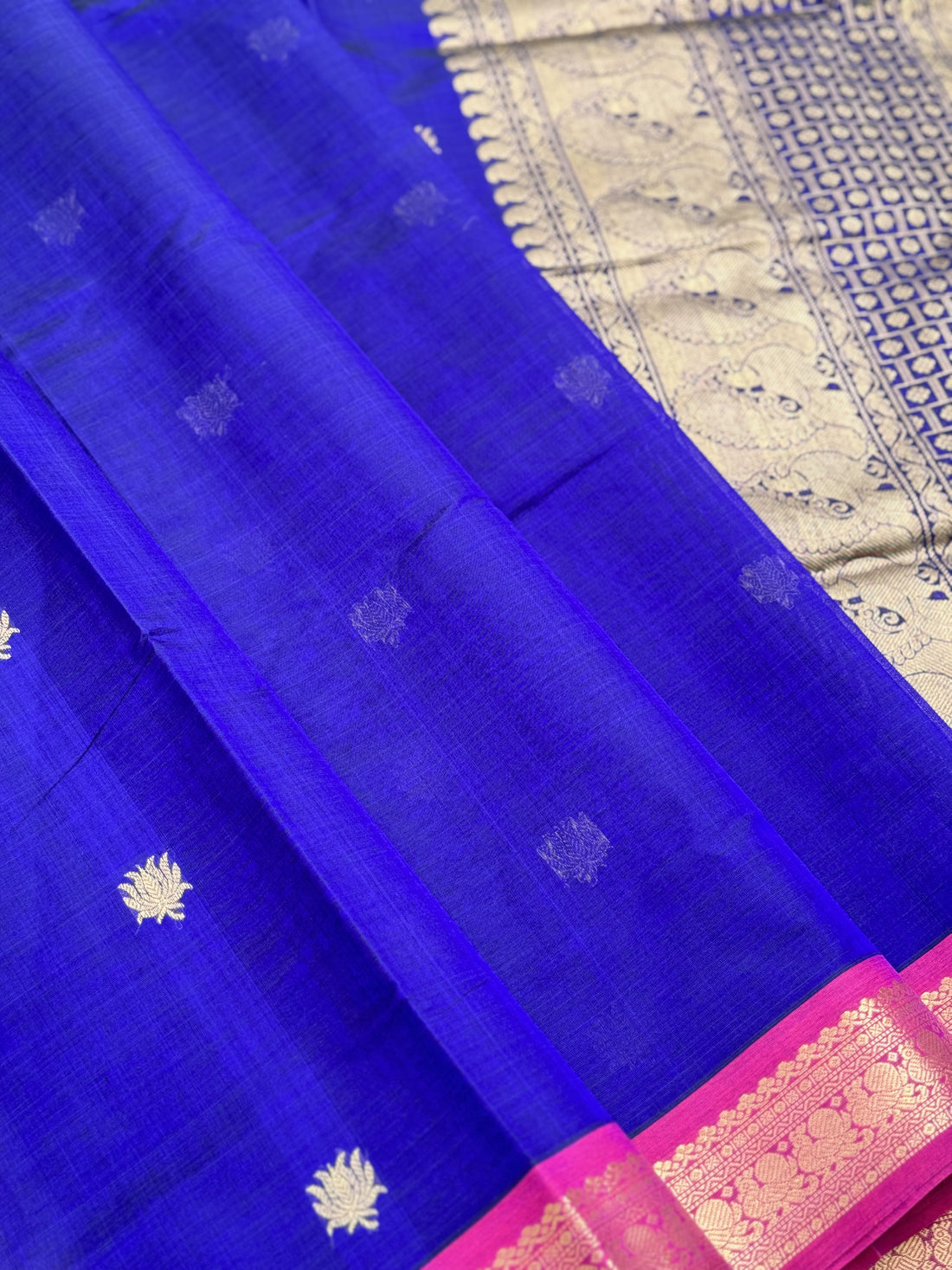 Royal blue shade handwoven lotus motifs Kanchi silk cotton saree