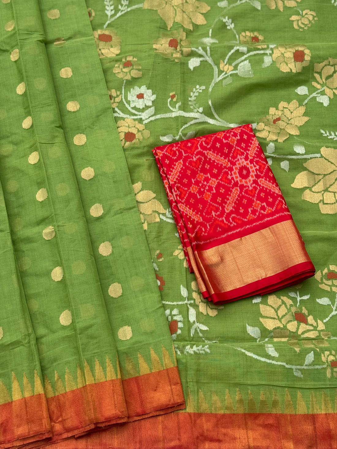 Handspun Ponduru Khadi Jaal Jamdani Saree in fern green