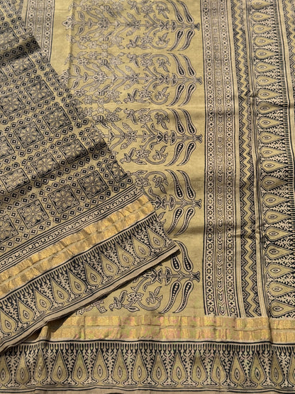 EYARKAI - NATURAL DYE KODALIKARUPPUR BLOCK PRINTS ON MULBERRY SILK