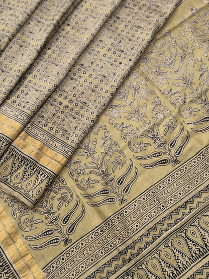 EYARKAI - NATURAL DYE KODALIKARUPPUR BLOCK PRINTS ON MULBERRY SILK