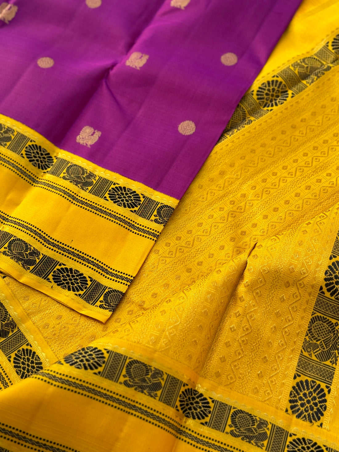 A dark purple shade with yellow no zari / Threadwork Kai korvai kanchivaram silk saree
