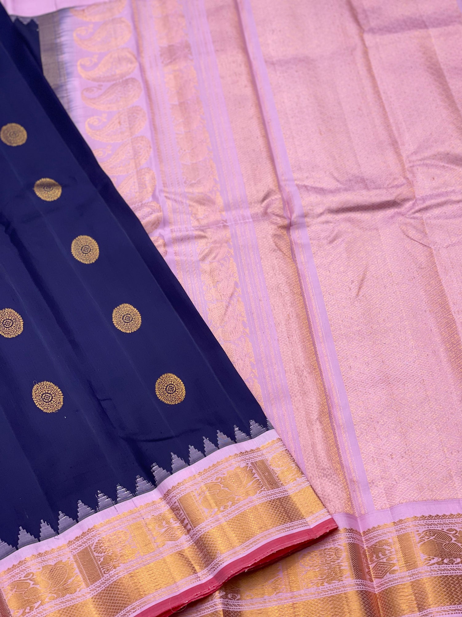 A Stunner Deep midnight blue Gadwal Silk Saree