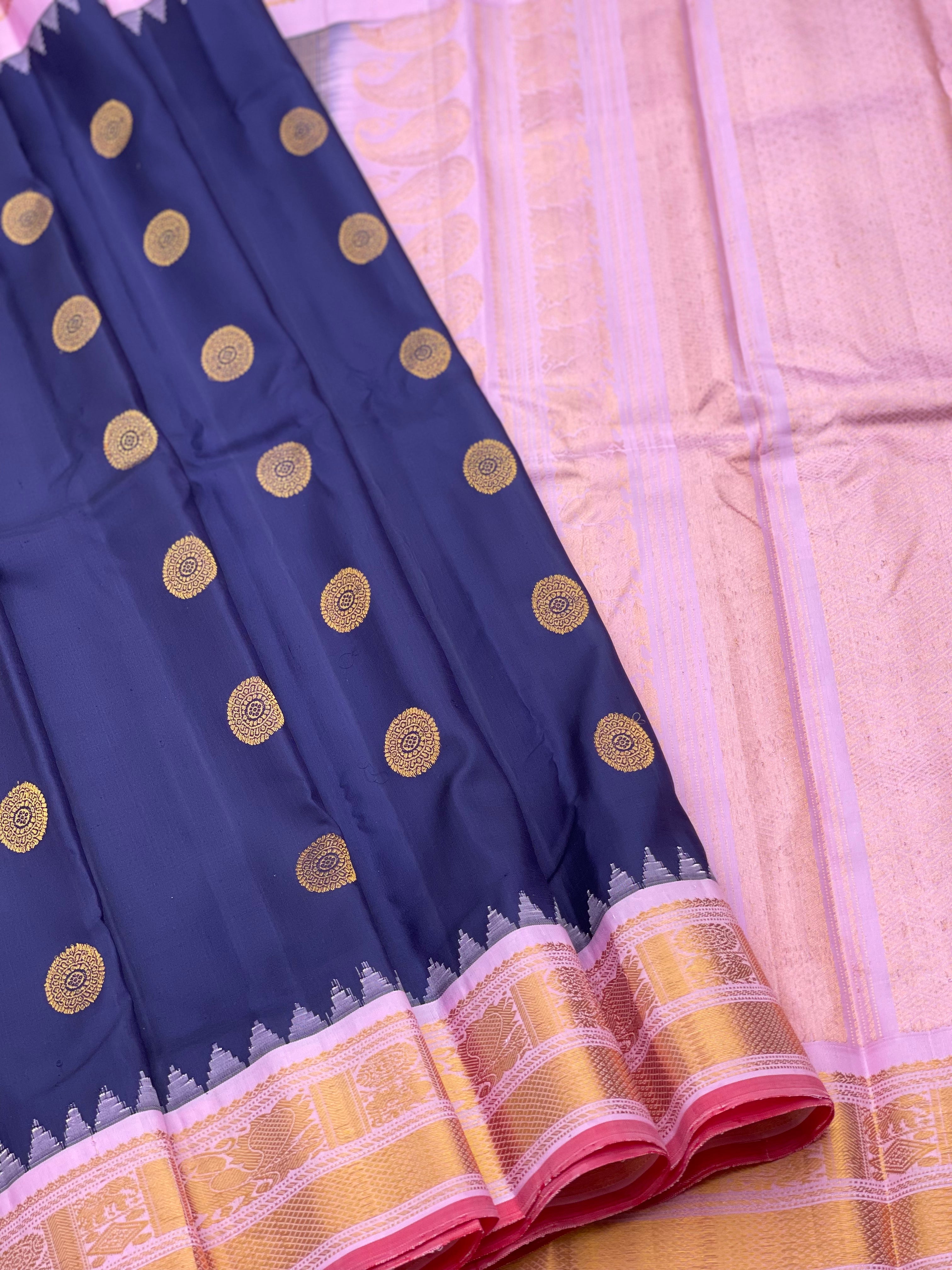 A Stunner Deep midnight blue Gadwal Silk Saree