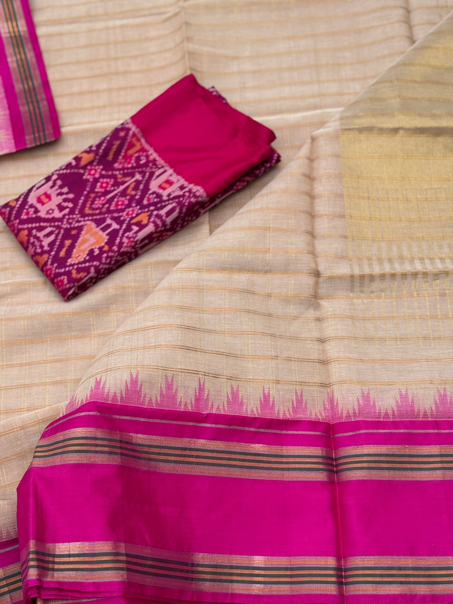 Handspun and handwoven ponduru Khadhi cotton saree with zari checks