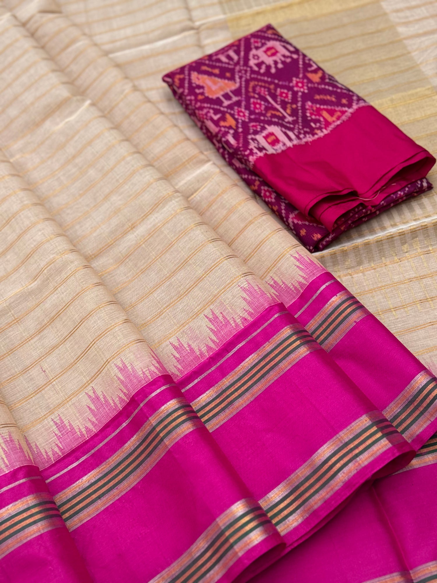 Handspun and handwoven ponduru Khadhi cotton saree with zari checks