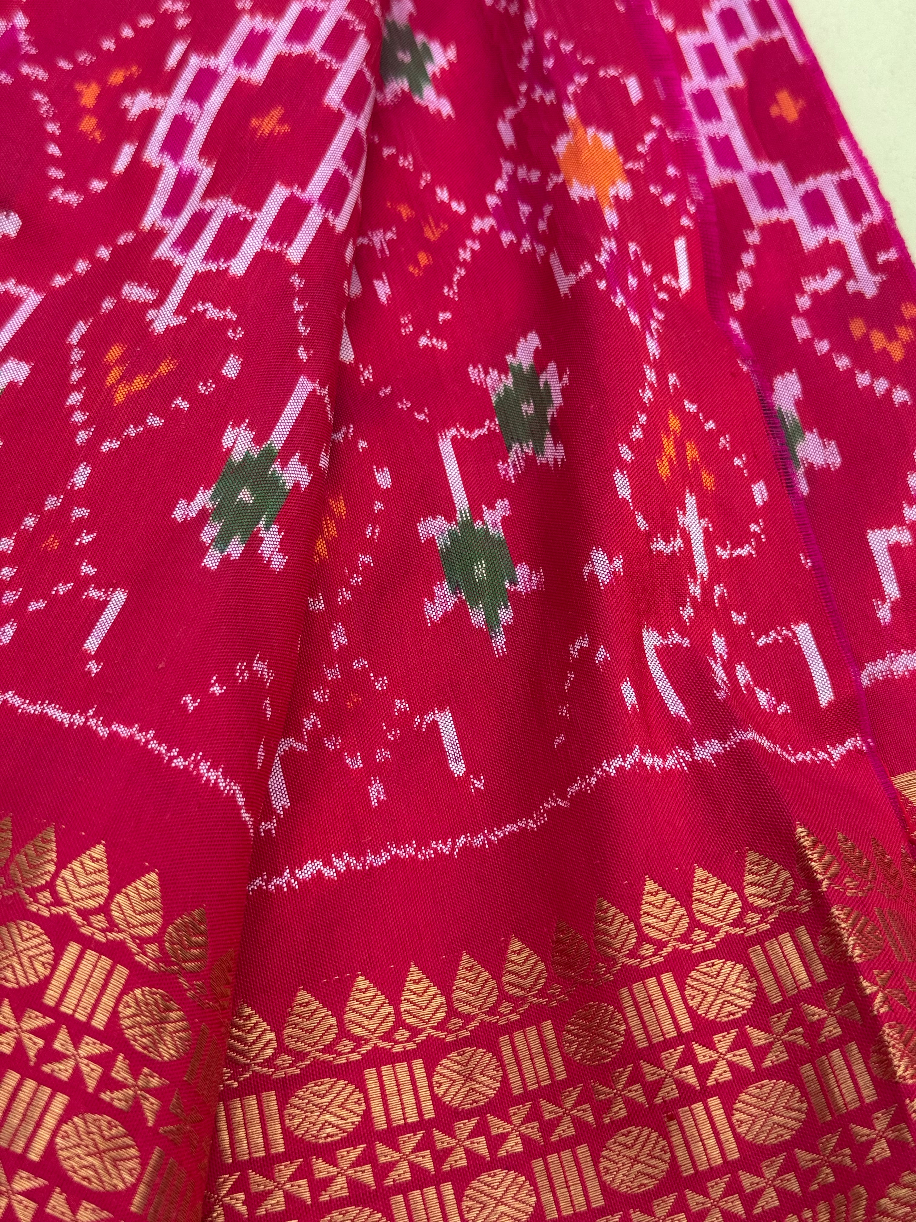 Handspun and handwoven ponduru Khadhi cotton saree with zari checks