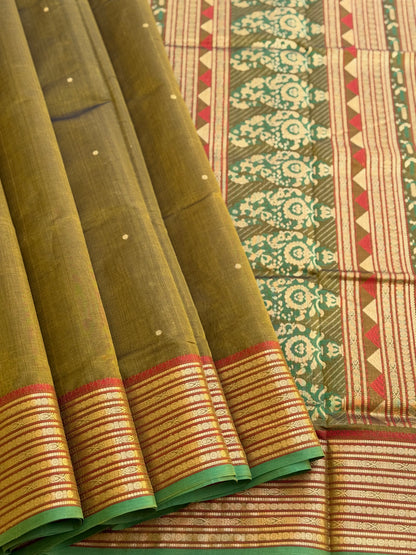 Kanchi silk cotton saree with paithani inspired motifs on pallu