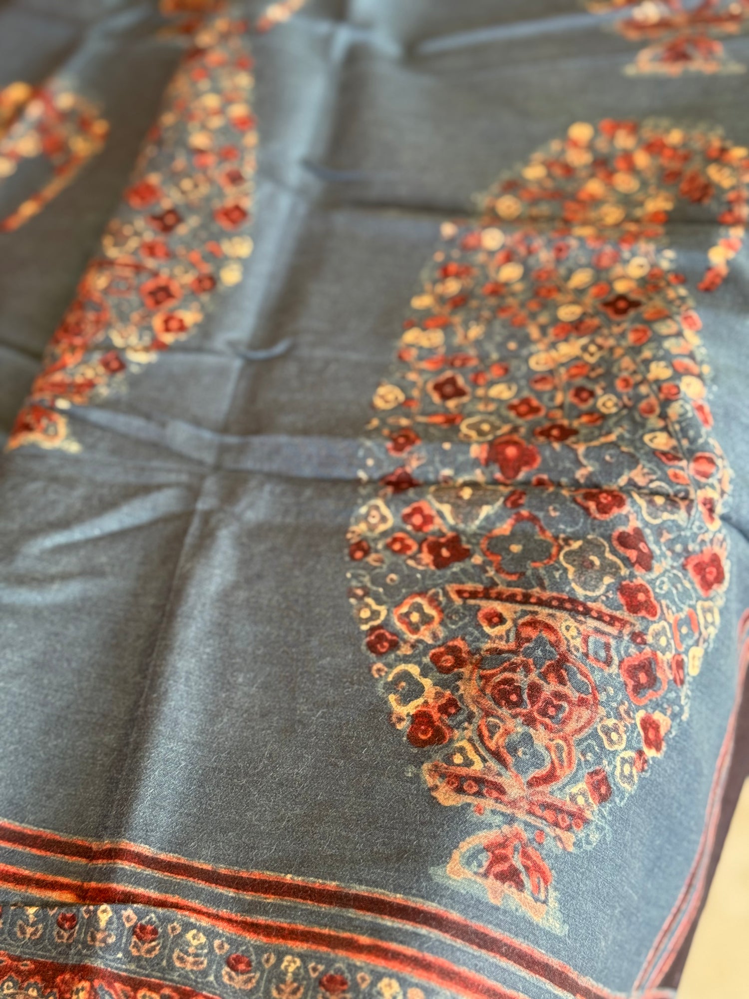 NATURAL DYED / VEGETABLE DYED HANDBLOCK PRINTS AJRAKH SILK DUPPATTA