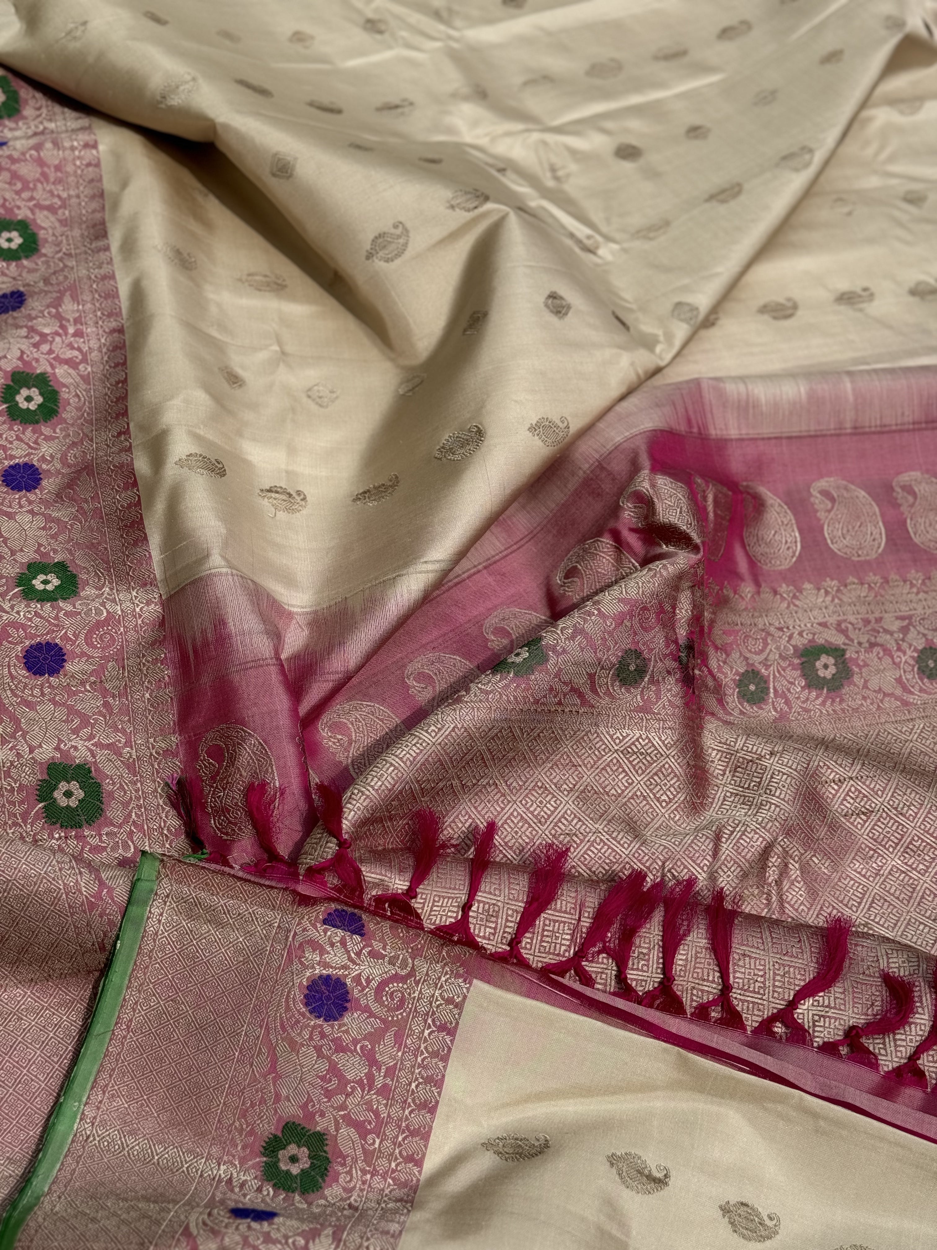 APURVA - Handwoven Threadwork Gadwal silk saree in pearl white with dusty rose pink