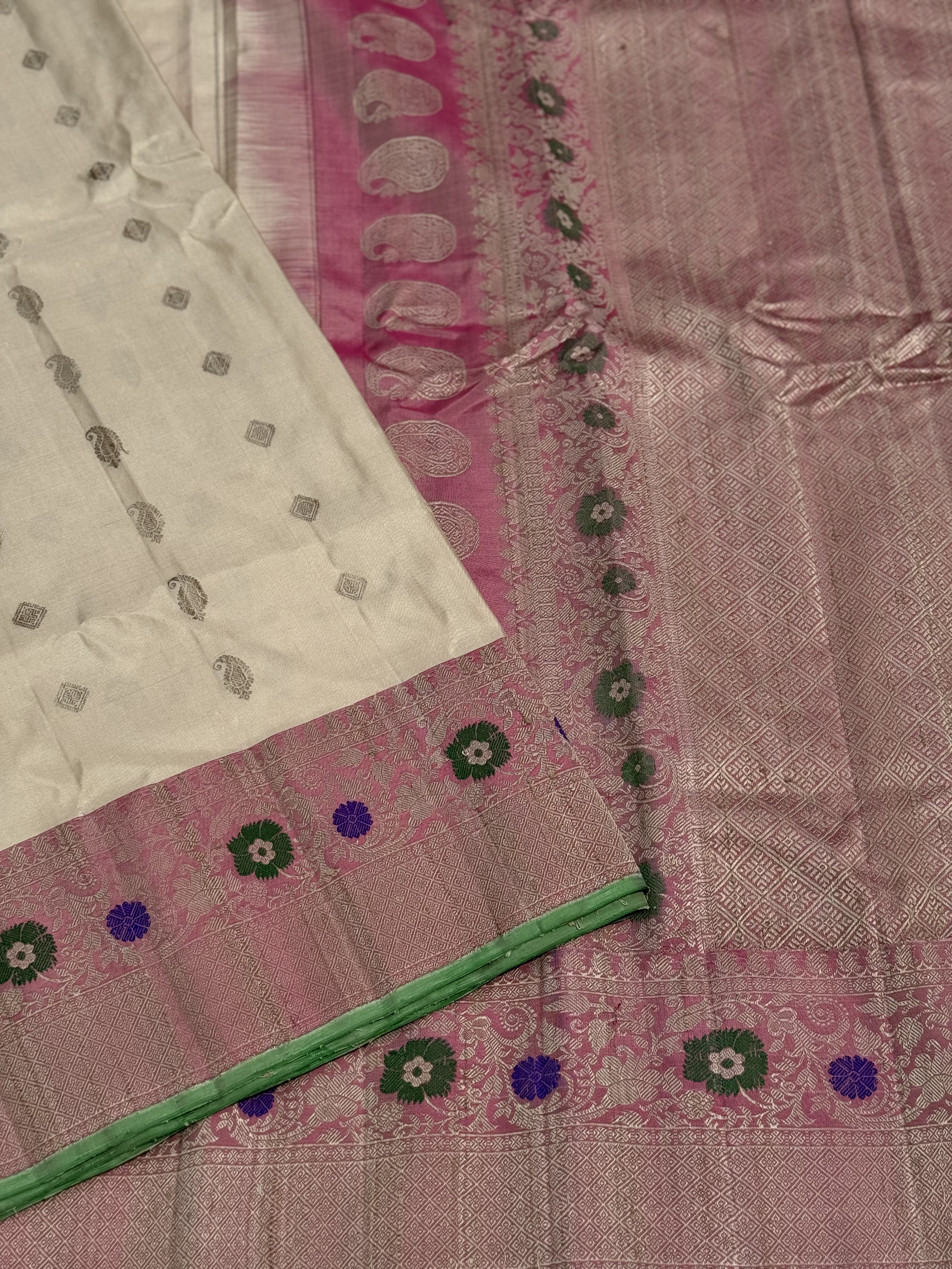 APURVA - Handwoven Threadwork Gadwal silk saree in pearl white with dusty rose pink