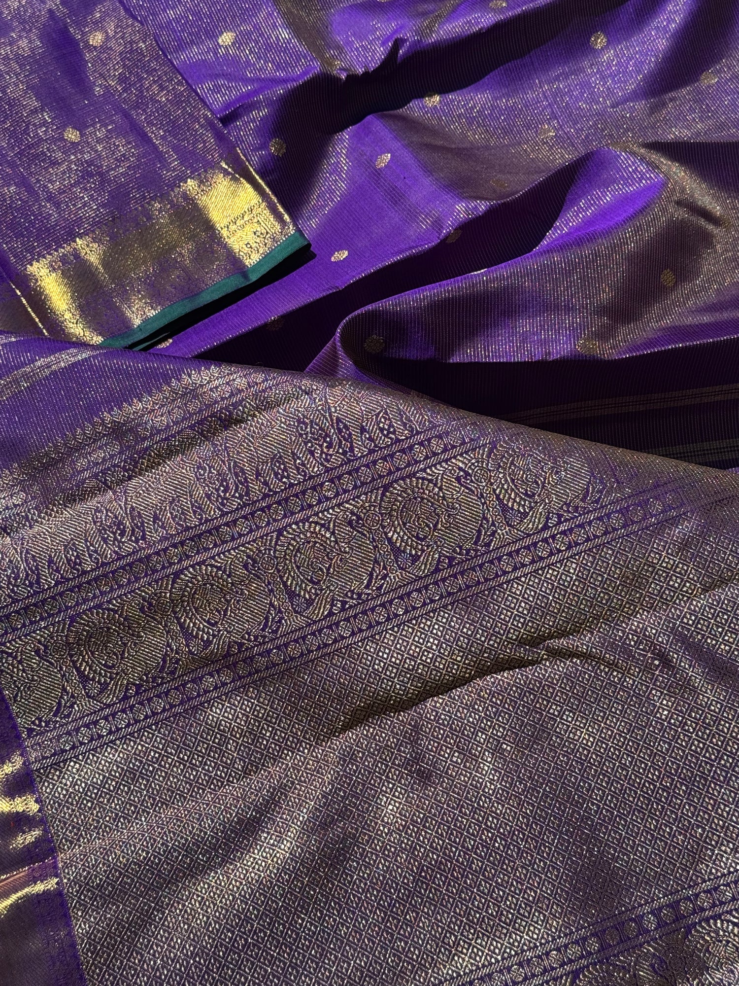 Gorgeous Purple Blue with green Selvedge Vairaoosi Kanchivaram Silk