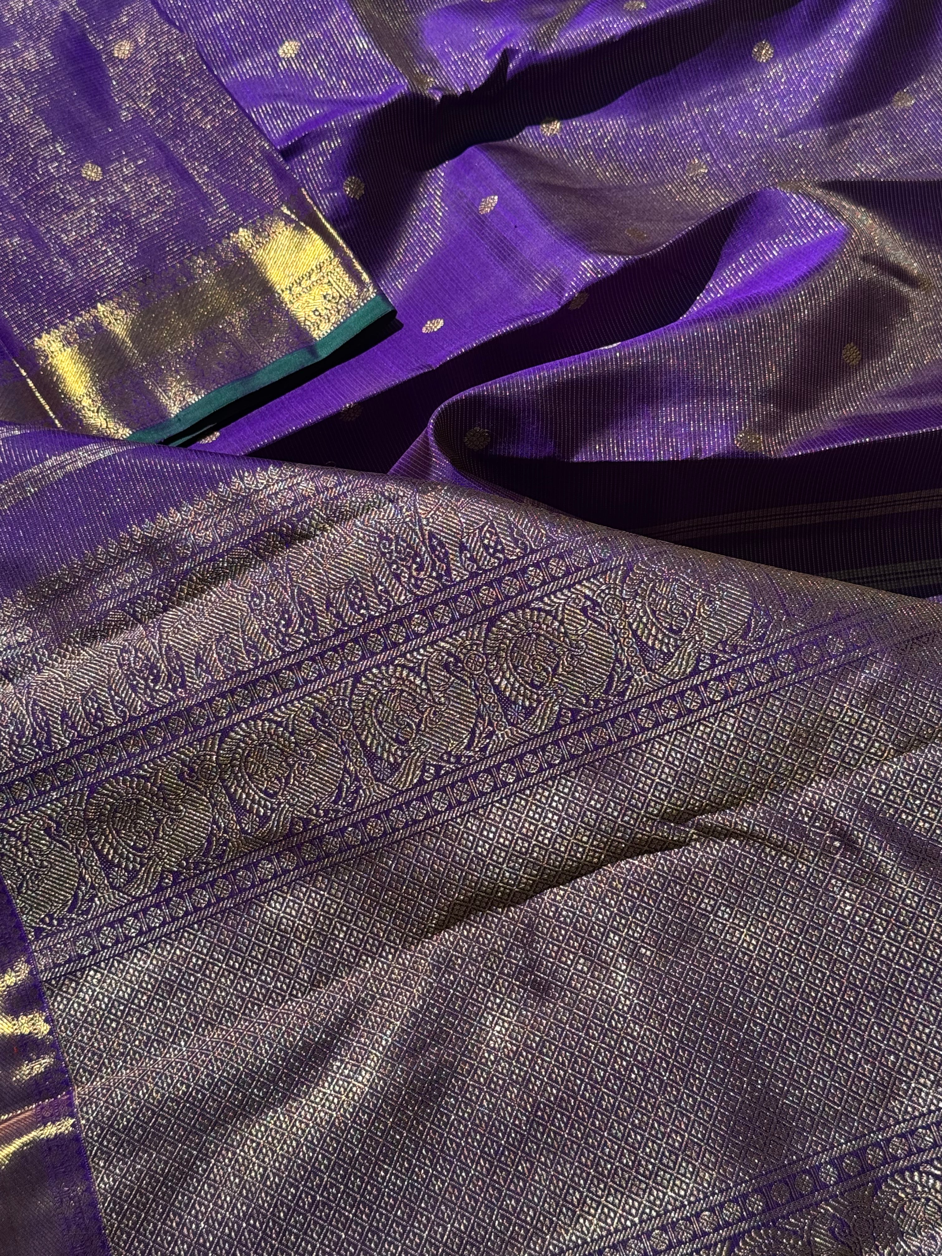 Gorgeous Purple Blue with green Selvedge Vairaoosi Kanchivaram Silk