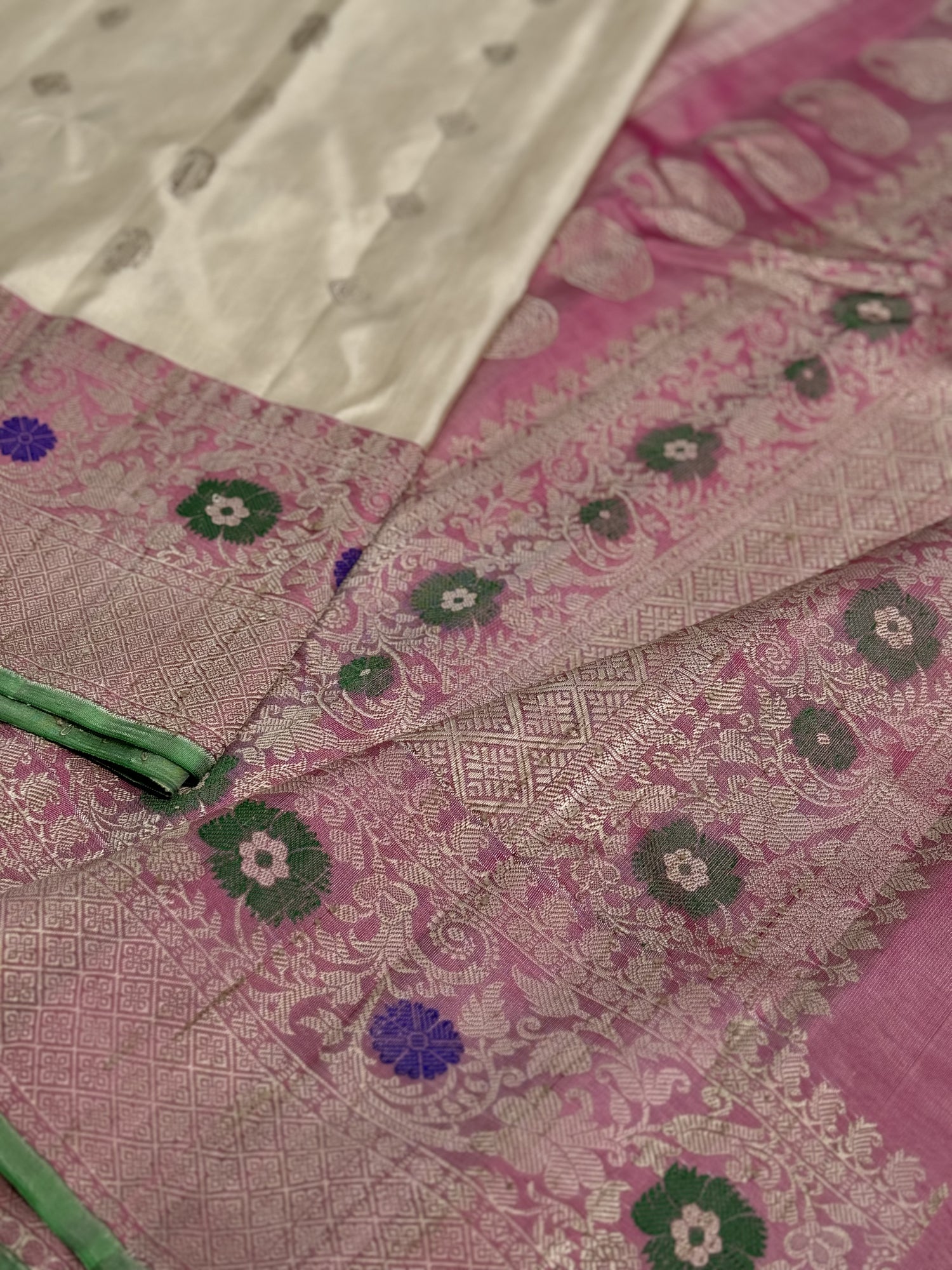 APURVA - Handwoven Threadwork Gadwal silk saree in pearl white with dusty rose pink