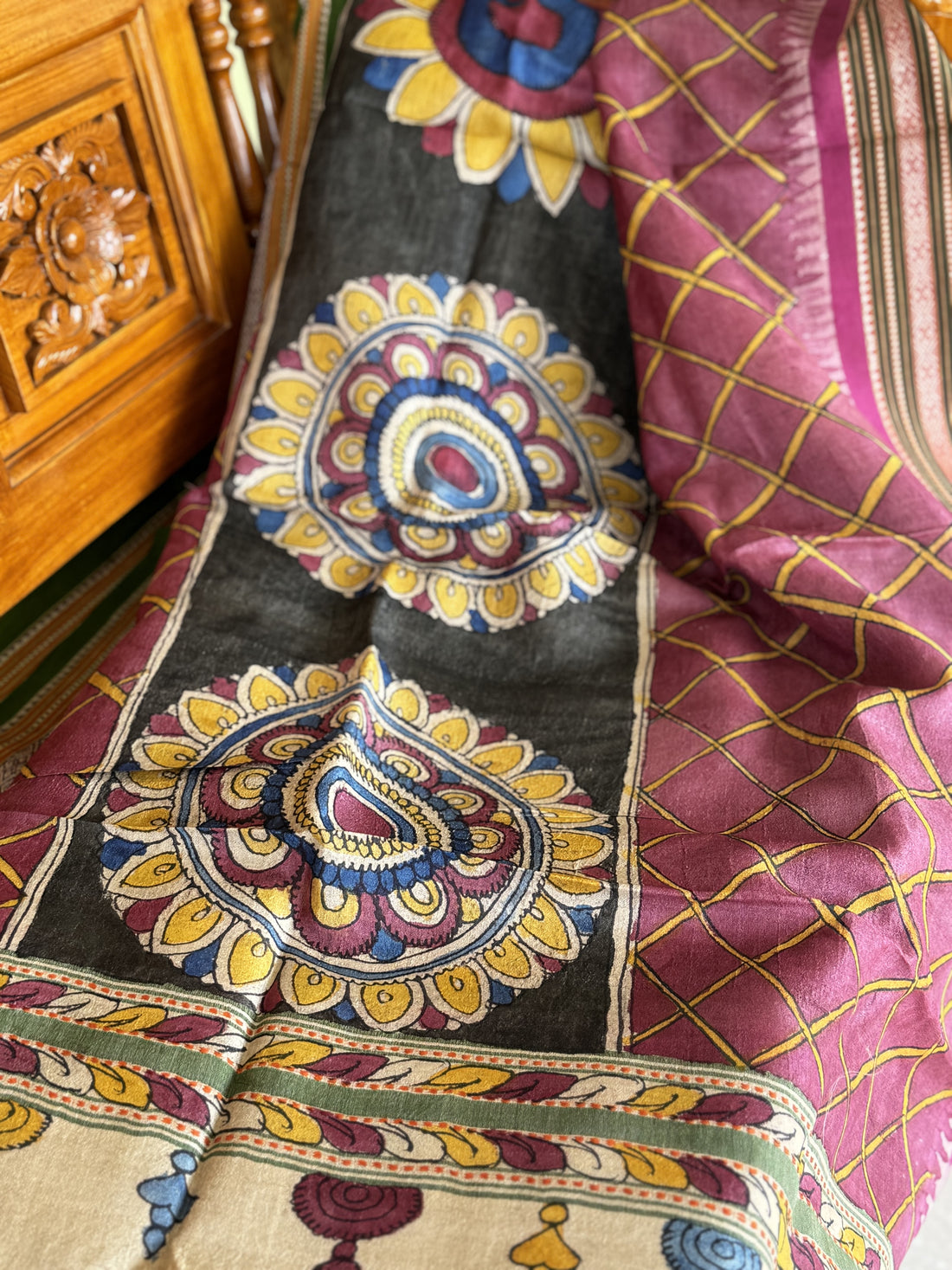 Handdrawn Handpainted Penkalamkari Dupatta on Karvati Kinar Tussar silk