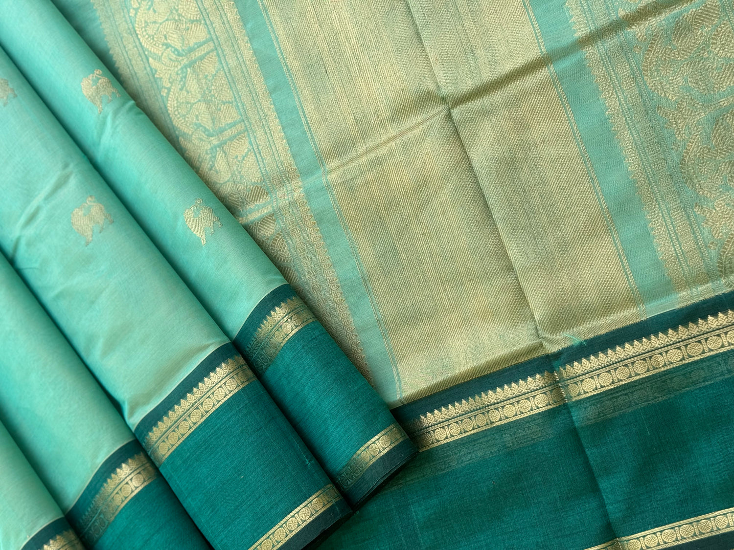 Reserved for Shash - A gorgeous seagreen with teal handwoven yali Kanchi silk cotton saree