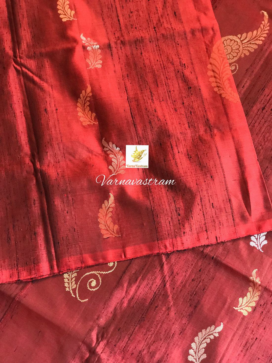 Handwoven Soft Silk With Kanchivaram saree