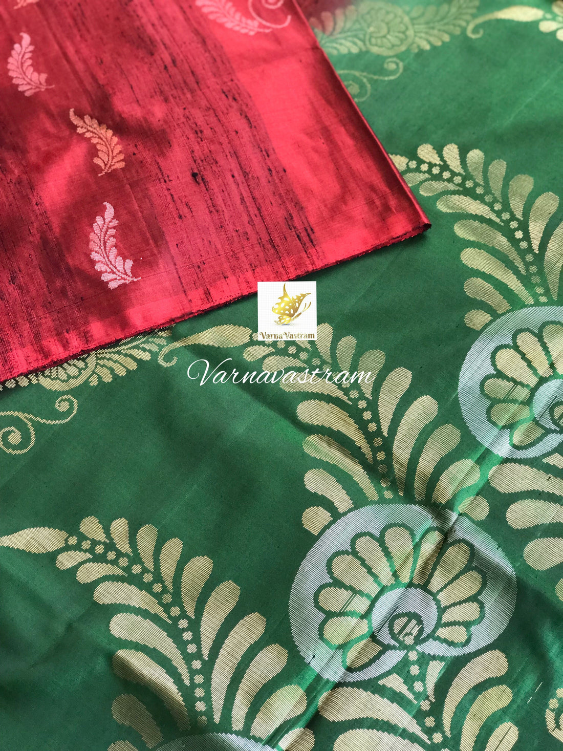 Handwoven Soft Silk With Kanchivaram saree