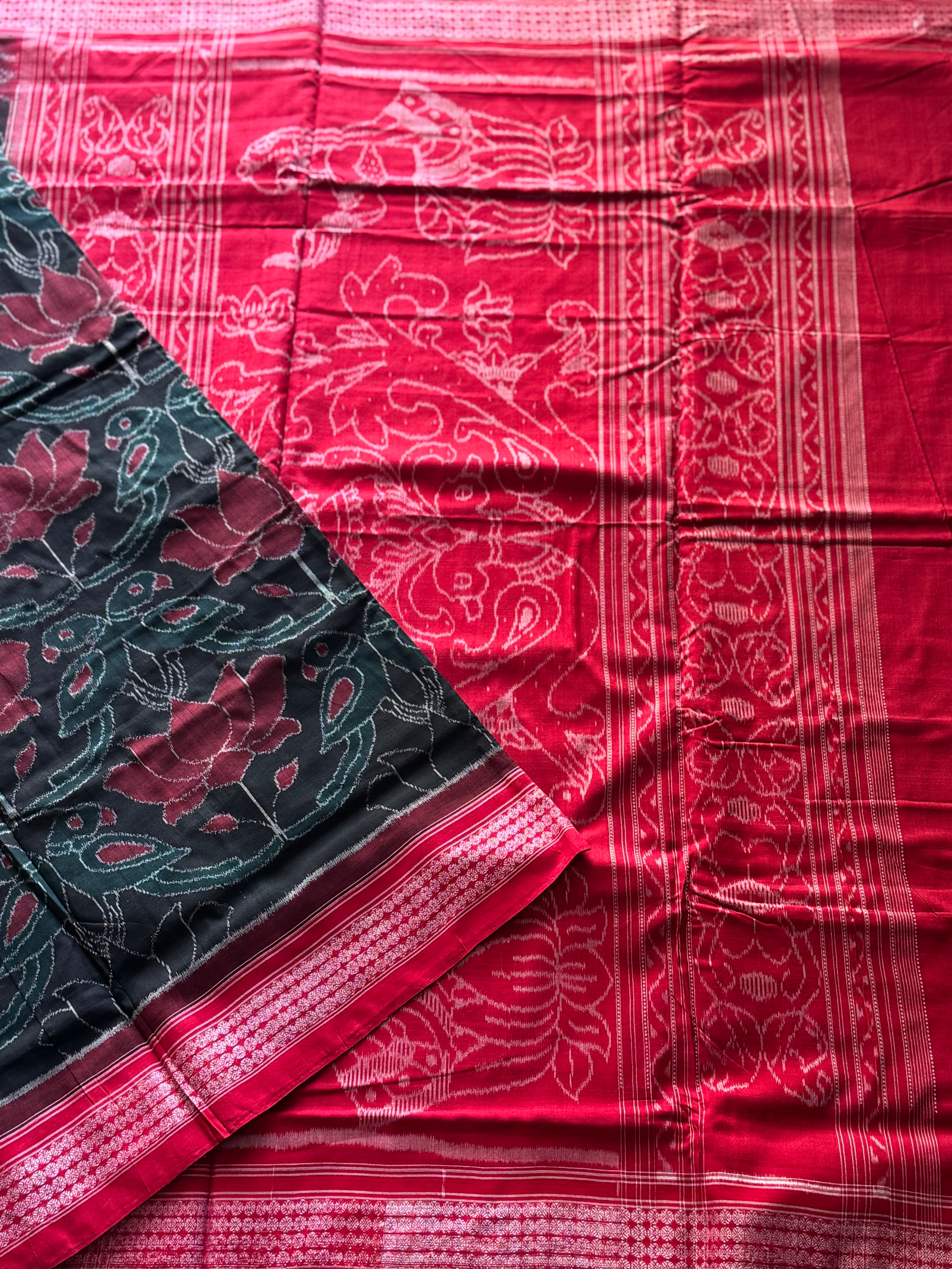 Twin Parrots With Lotus Odisha Ikkat Cotton Saree