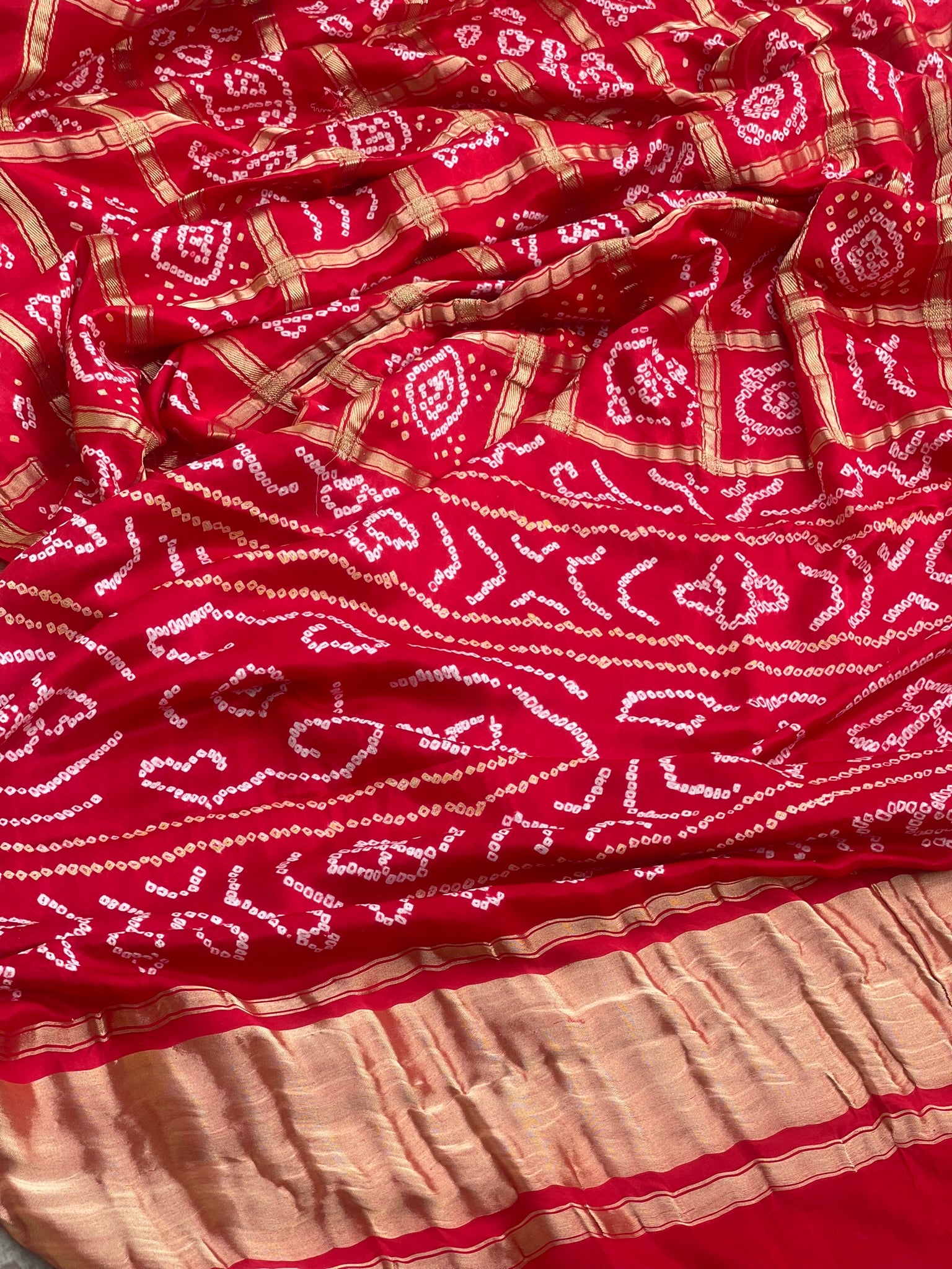 Tie And Dye Handknotted Gharchola Bandhej Gajji Silk Saree