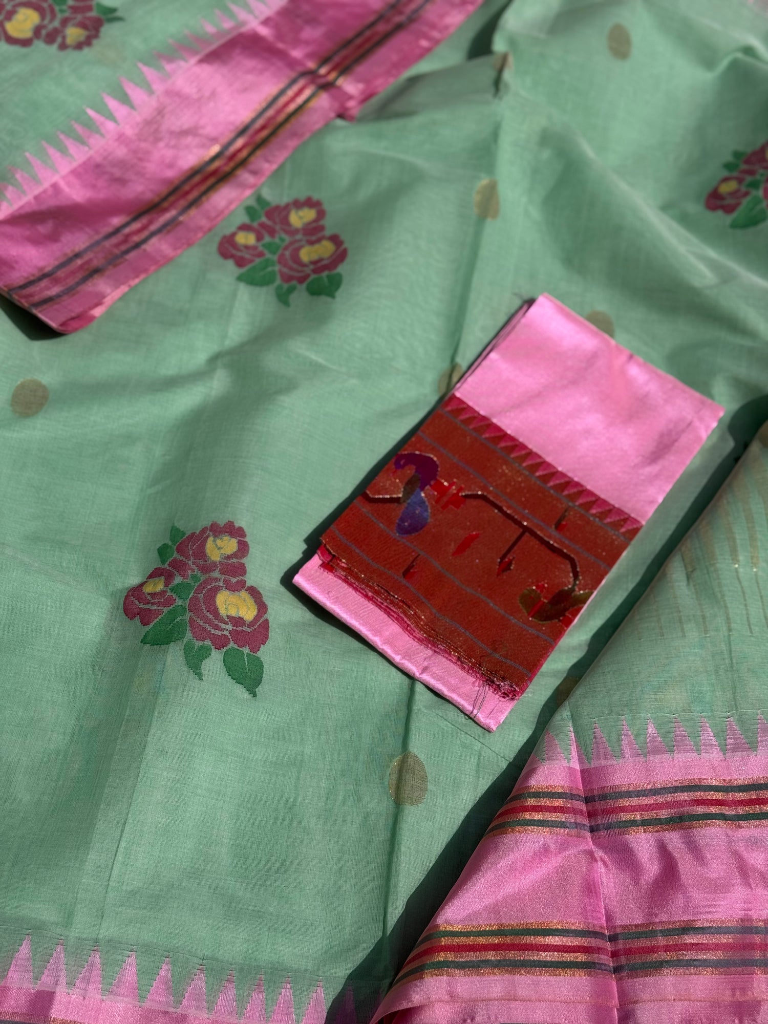 Pastel green with peony pink bouquet of flowers jamdani motifs ponduru Khadhi jamdani saree